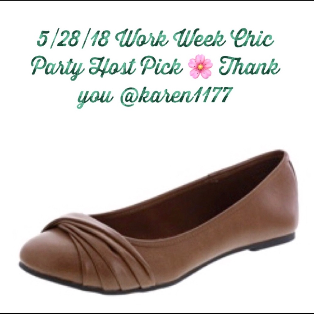 Host Pick  American Eagle Tan Flat Shoes